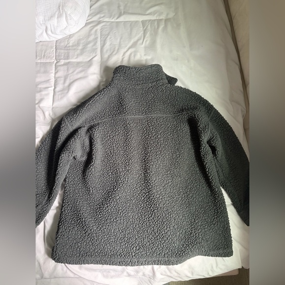 Fuzzy Jacket - Picture 4 of 5